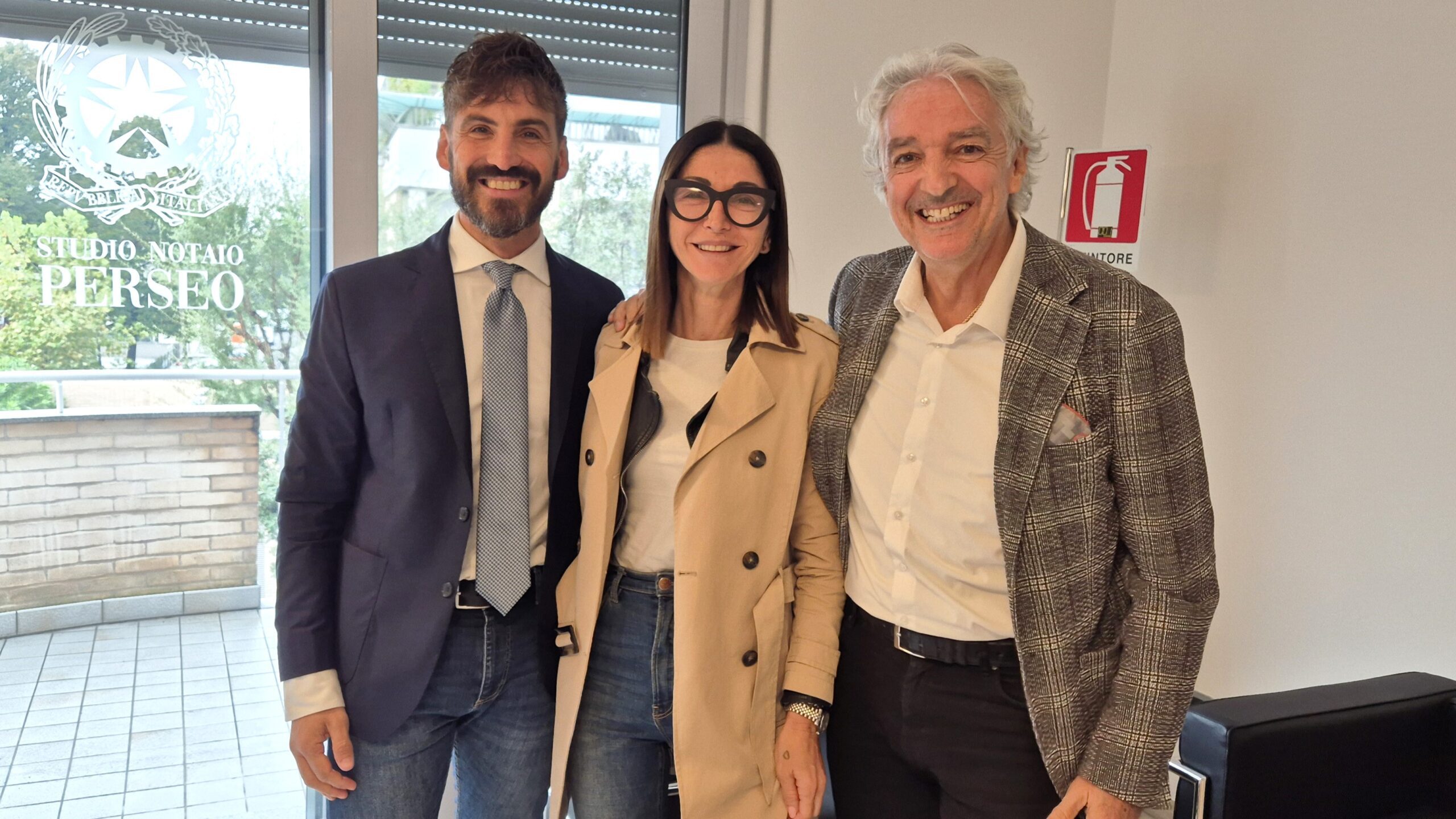 Clienti soddisfatti per intermediazione Emanuele Vallone Agente immobiliare Modena Cattolica Gabicce (16)
