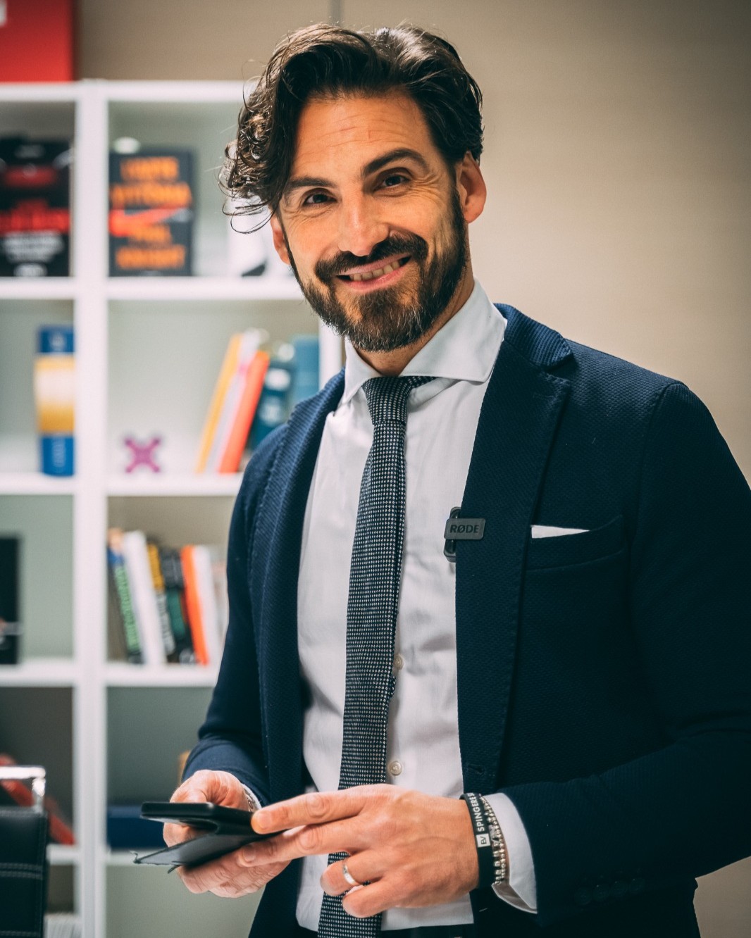 Emanuele Vallone agente immobiliare Modena Riviera.jpg