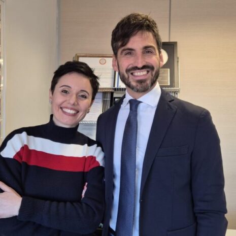 Clienti-soddisfatti-per-intermediazione-Emanuele-Vallone-Agente-immobiliare-Modena-Cattolica-Gabicce-30-1024x576